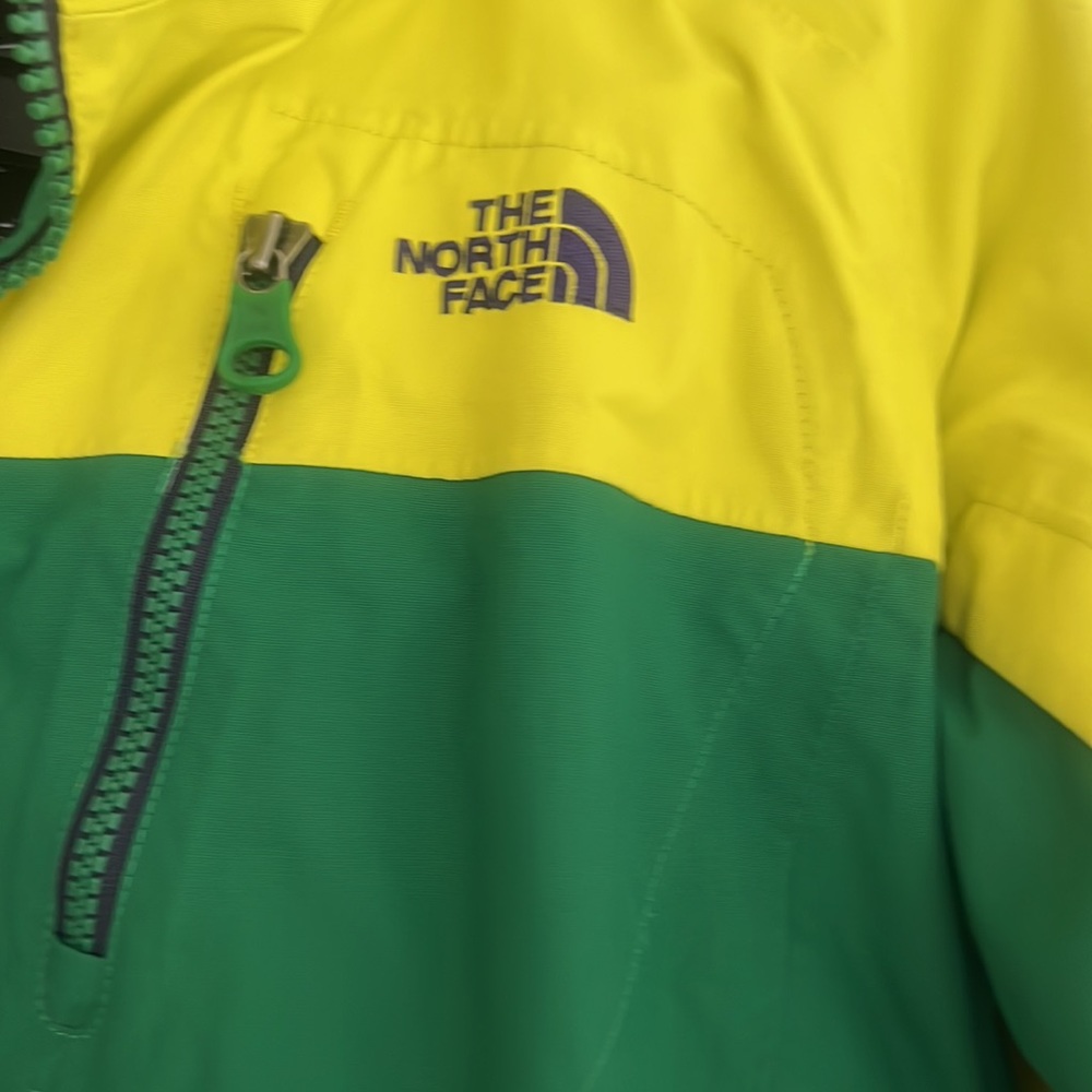 Women’s North Face Cryptic Ski Jacket - image 2